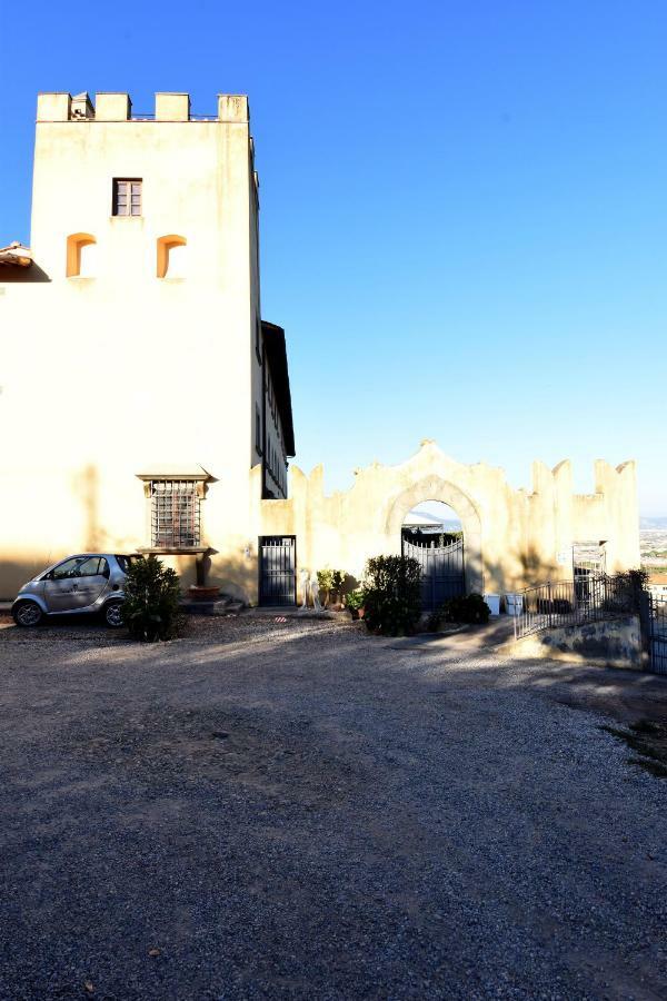 Historical Palace In The Heart Of Tuscany Apartment ลาสตรา อา ซินญา ภายนอก รูปภาพ